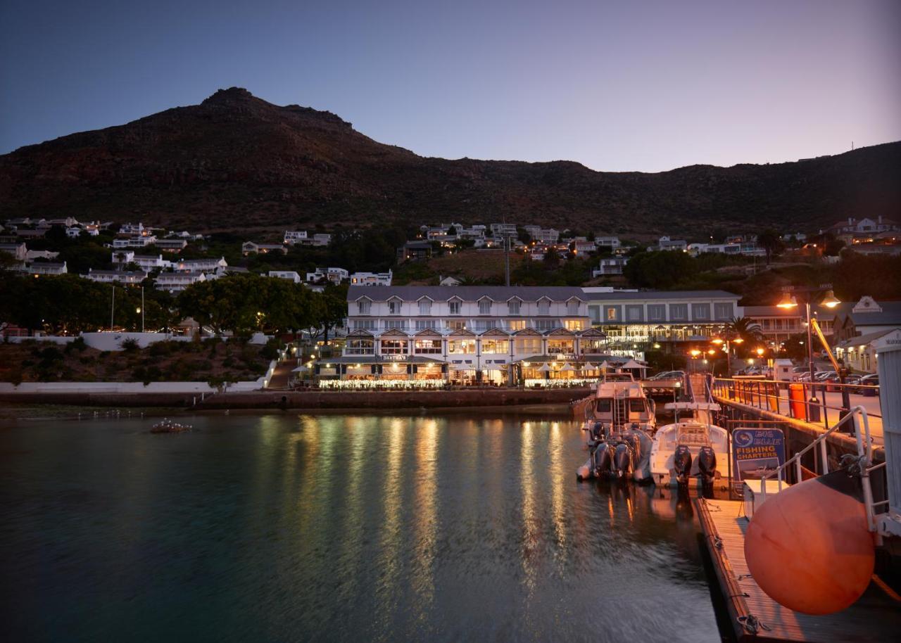 Port Of Call Simonʼs Town Екстериор снимка